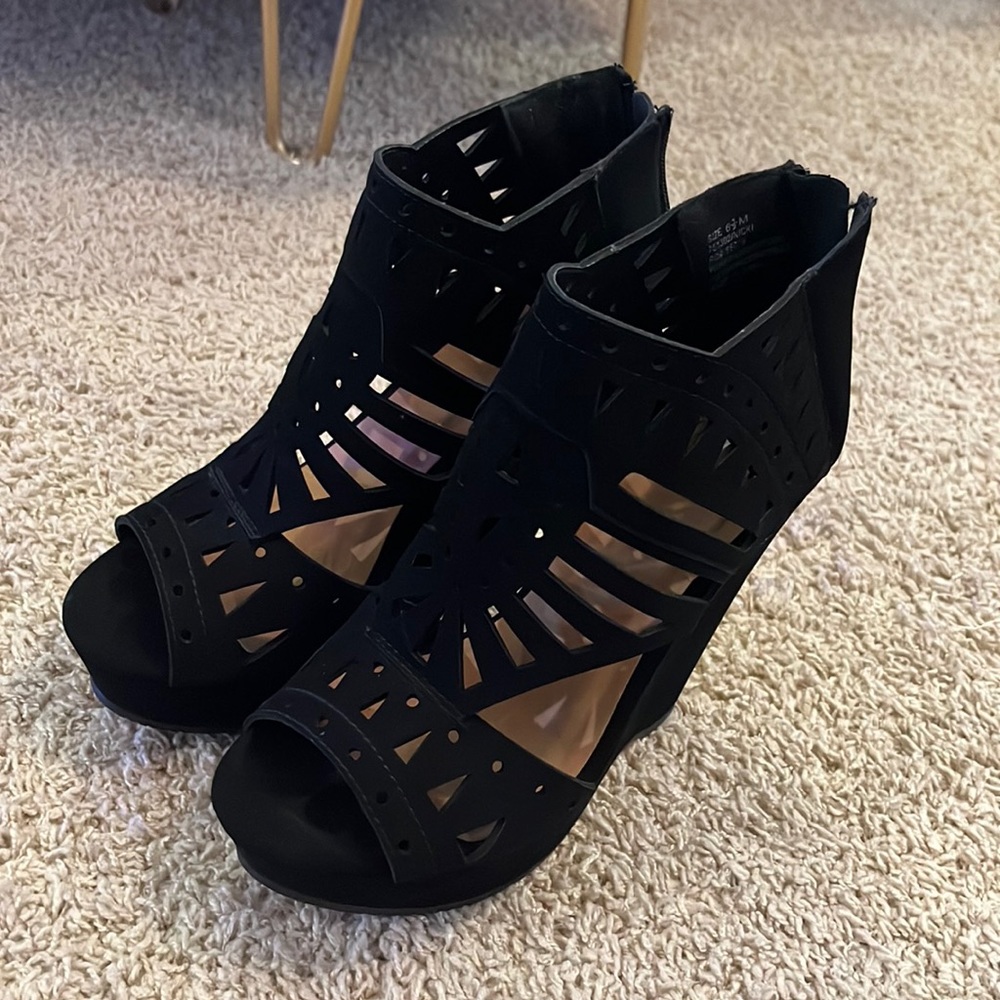 Chelsea Moreland Heels